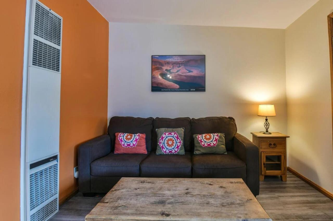 Cozy Adventure Pad Near Downtown - Rose Tree 2 Villa Moab Exteriör bild